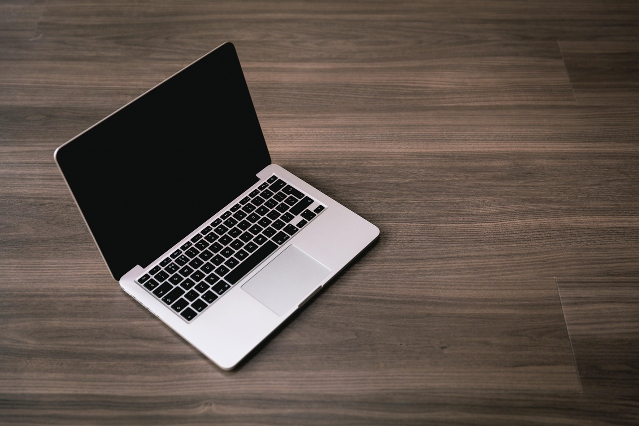 四月份苹果MacBook 13.3寸最新价格解析与市场洞察