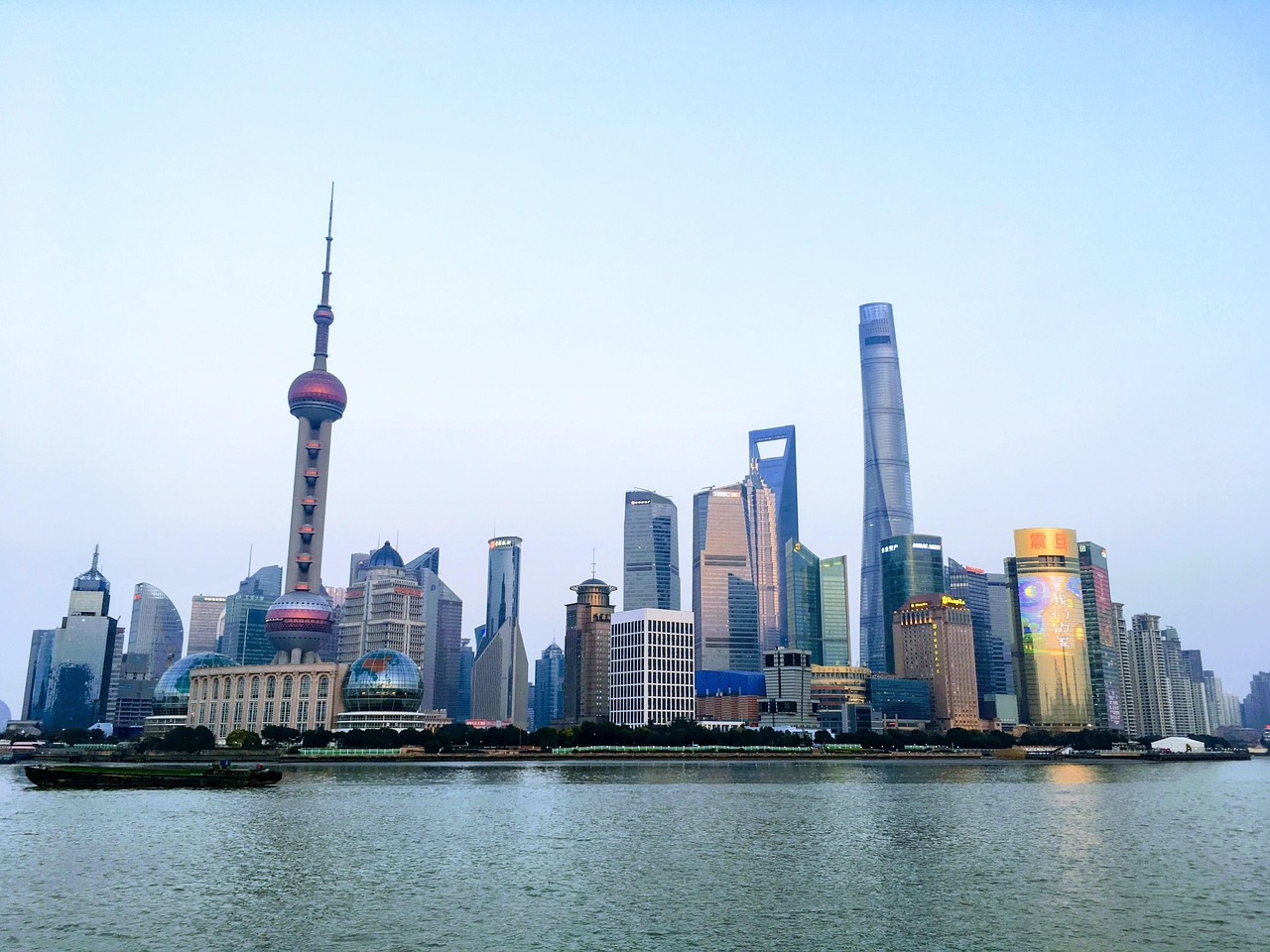 五月上海浦东新区最新职位招聘概览