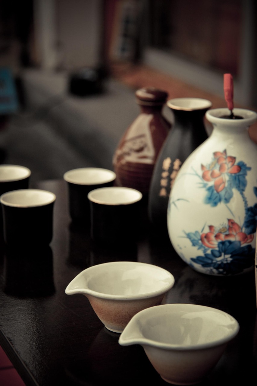 五月冯大中作品价格揭秘，五月艺术市场的独特魅力展现