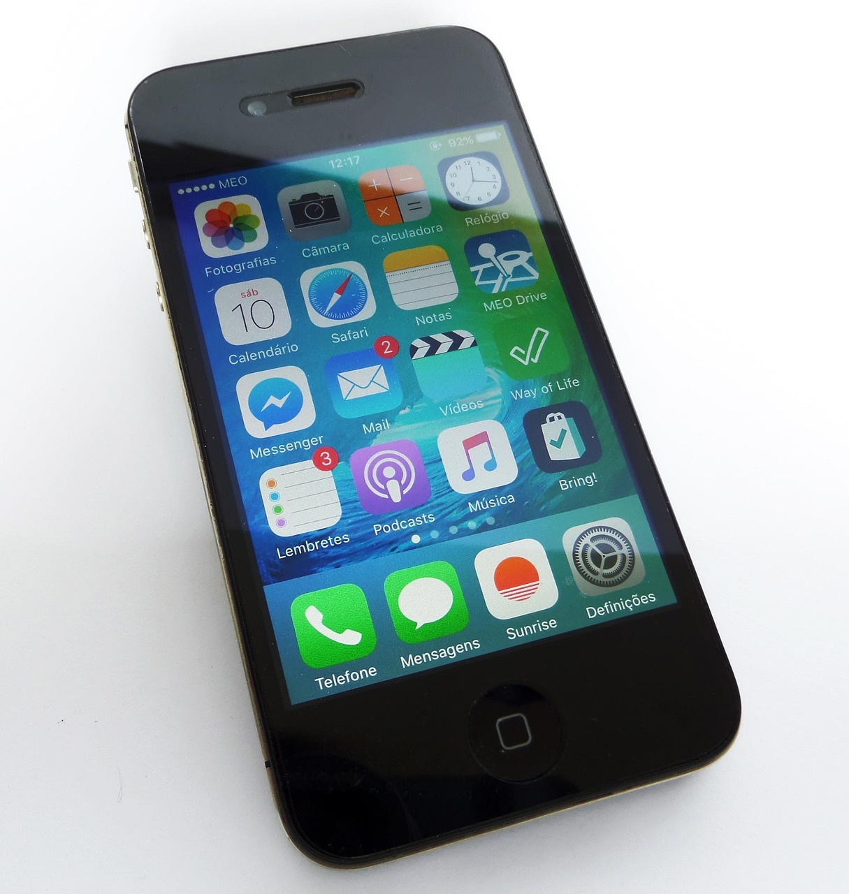 苹果iPhone 6在XXXX年5月上市历程及其市场影响